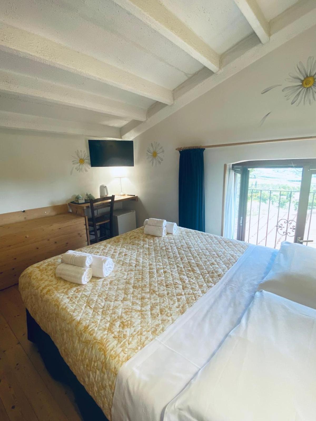 Agriturismo La Perlara - Adults Only Villa Verona Phòng bức ảnh